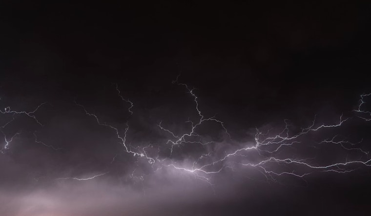 Storm Slam Brings Sudden Ground Stop Chaos to Atlanta Airport