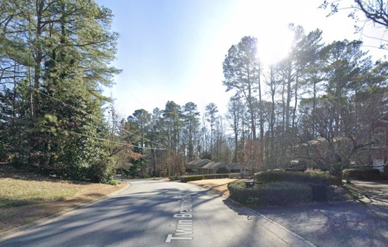 Storm Topples 50-Foot Tree, Traps Sandy Springs Homeowner On Quiet Street