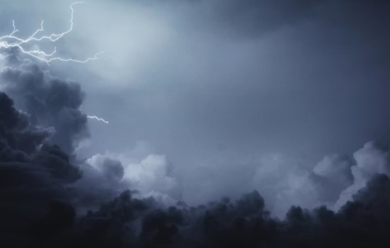 Stormy Sunday Night To Soak St. Louis, Muggy Monday To Follow