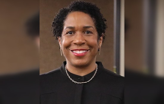 Stratton Visits Dolton After SNAP Cuts Hit Families