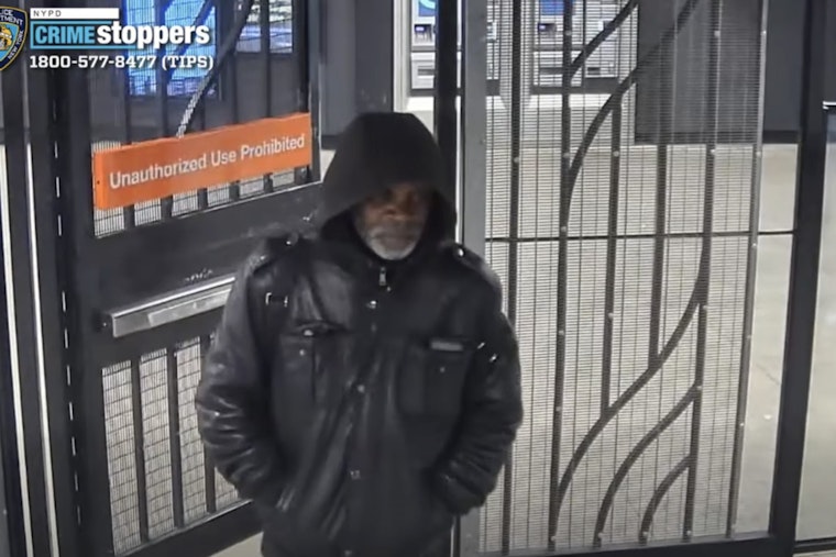 Subway Creep Hunted After Grope on Bronx D Train