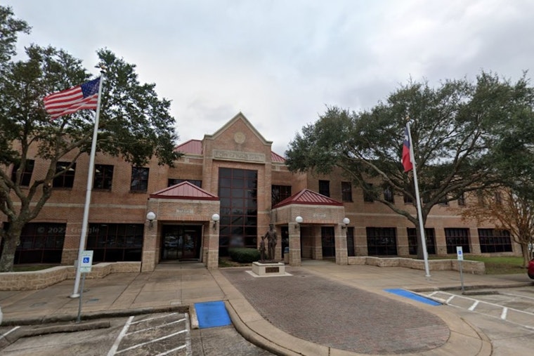 Sugar Land ATM Shakedown Caught On Camera As Cops Hunt Suspect