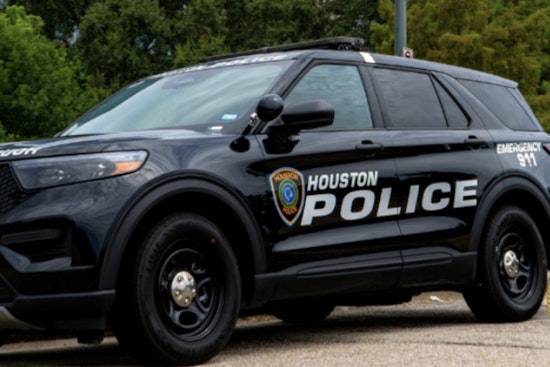 Sunnyside Street Turns Deadly In Midafternoon Houston Stabbing
