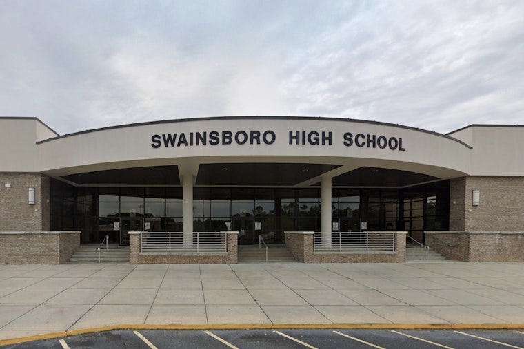 Swainsboro Shattered: Two Fresh Grads Killed In Late-Night Crash