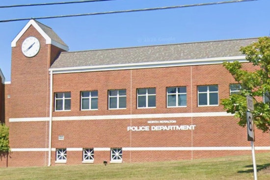 Swat And Internet Crimes Team Swarm Ridge Road Home In North Royalton Raid