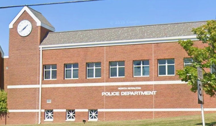 Swat And Internet Crimes Team Swarm Ridge Road Home In North Royalton Raid