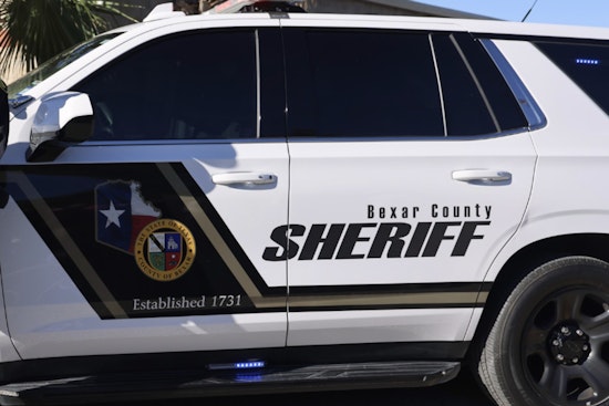 Swat Team Grabs San Antonio Man In Alleged Teen Sex Sting At Potranco Eatery
