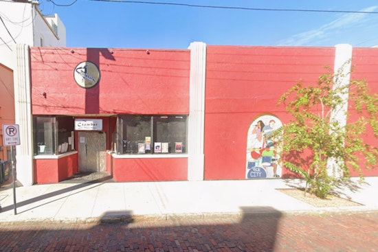 Ybor Crowd Packs Crowbar as Indie Night Throws One Last Hometown Party