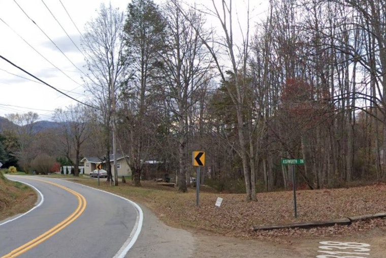 Teen Girl Tracked To Gatlinburg After Grisly Fairview Triple Killing