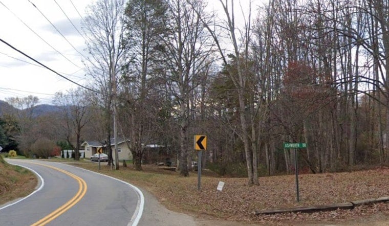 Teen Girl Tracked To Gatlinburg After Grisly Fairview Triple Killing