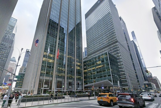 Teen’s Neck Slashed Steps From Rockefeller Center in Pre-Dawn Midtown Attack