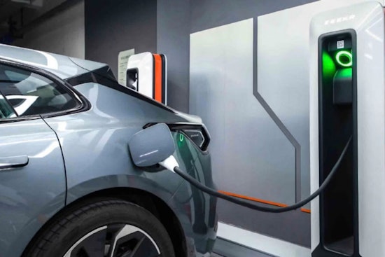 Texas EV Drivers Hit Dead Zones As Chargers Struggle To Keep Up
