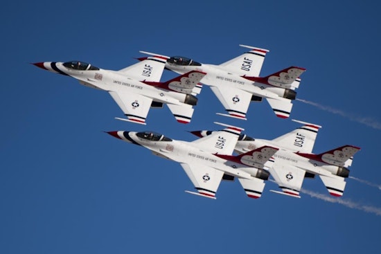 Thunderbirds Roar Over Fort Lauderdale As Beach Air Show Takes Flight