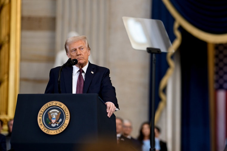 Trump’s Quiet Florida Dental Dash Sets Off Fresh Health Buzz