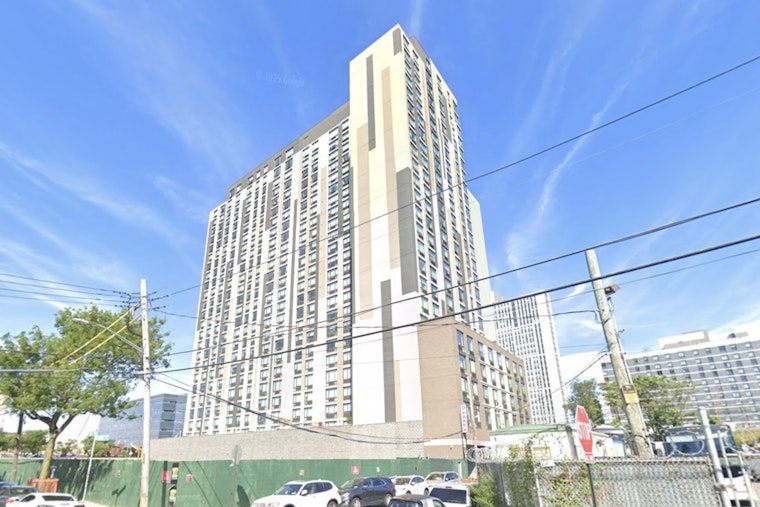 Two-Tower Boom Remakes Jamaica Transit Hub Block