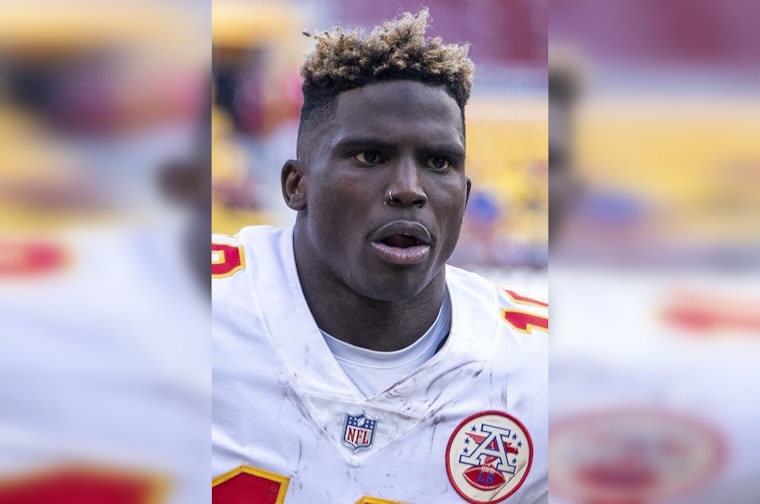Tyreek Hill Backyard Drills Injury Suit Kicks Off Jury Hunt In Fort Lauderdale