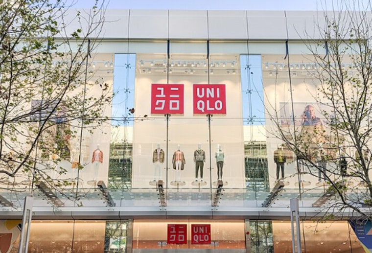 Uniqlo Opens Oakbrook Center Store May 15