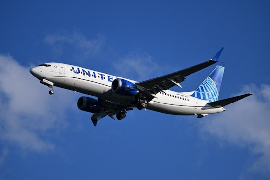 United Jet Makes Wild D.C. Detour After Passenger Allegedly Lunges For Door