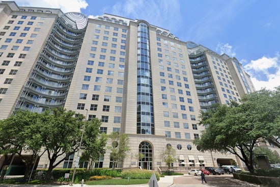 Uptown’s Money Crowd Scores New Edward Jones Power Hub At The Crescent