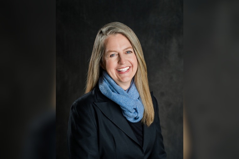 Vance Ally Jay Edwards Squares Off With Kristina Roegner In Ohio Treasury Brawl