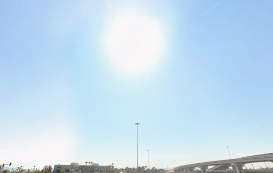 Vegas Bakes As Memorial Day Weekend Cranks Up Heat And Wind