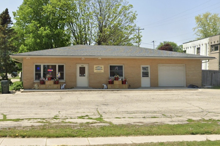 Viral Video Of West Bend Dog Groomer Roughing Up Pup Sparks DA Probe