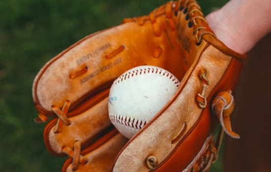 Vols’ Two-Run Blast Sends Georgia Home In Knoxville Heartbreaker