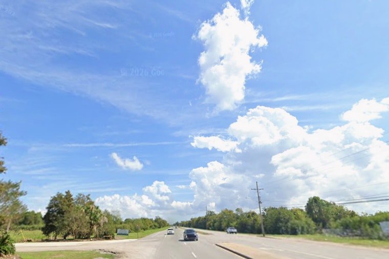 Big Easy Bakes, Then Rumbles as Sunday Storms Crash the Weekend