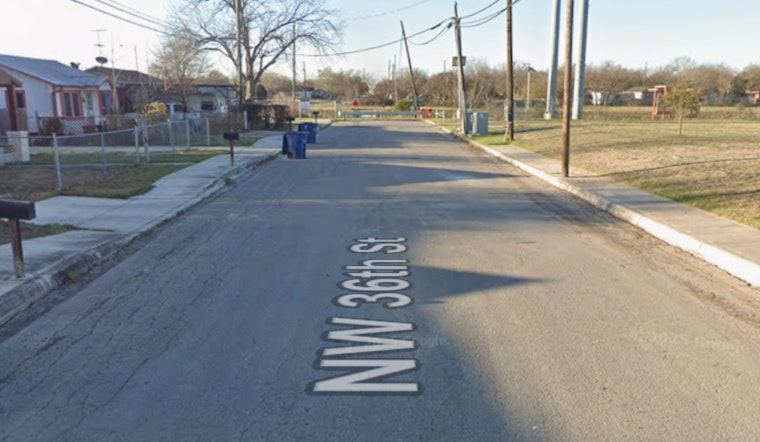 West Side Knife Chaos, San Antonio Stabbing Spills Into Street, Sends 2 to Hospital