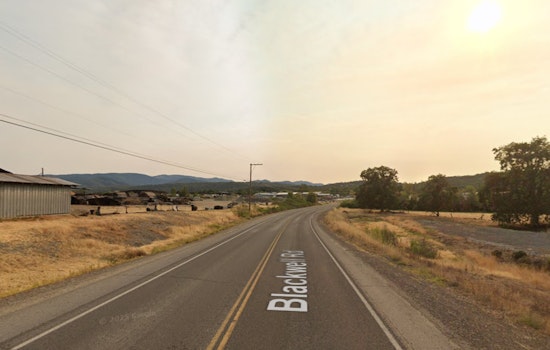 Wind-Whipped Grass Blaze Rattles Central Point Backroads, Triggers Evacuations