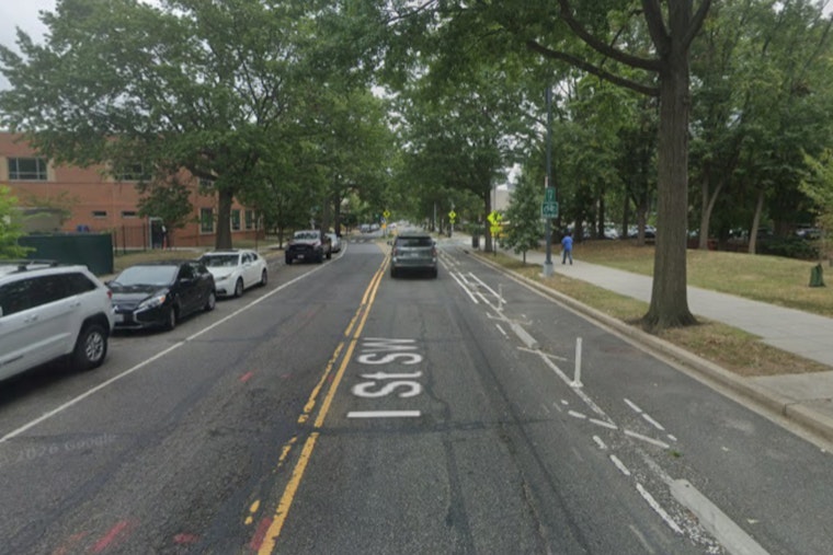 14-Year-Old Arrested After Alleged Shoe Robbery in Washington