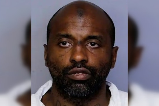 Accused Killer Keith Gibson Shuffled Back Into Philly Court as Murder Trial Advances