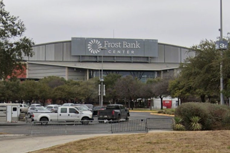 Alamo City Bricks Its Shot As Spurs Leave Wemby Hanging From Three