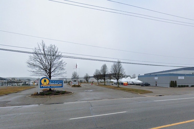 Algonac’s New Dockside Hotspot Lets Boaters Tie Up And Dine