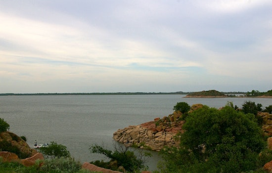 Altus Angler, 73, Dies After Lugert Lake Boat Capsizes