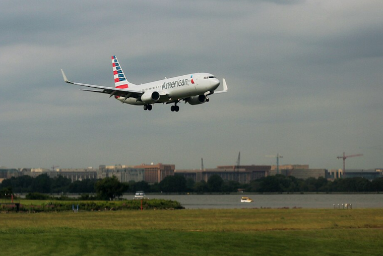American Jet Diverts To Pittsburgh After Midair Scare, Lands Safe At Gate