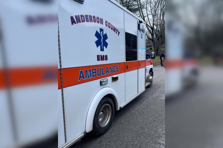 Anderson County Seeks Ambulance And Pay Hikes As Calls Surge