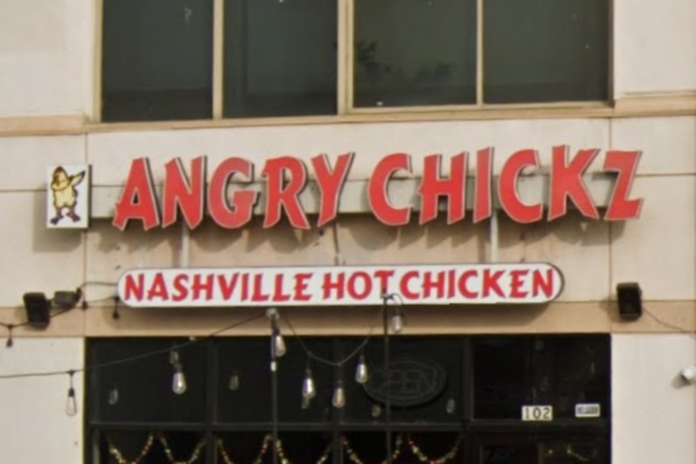 Angry Chickz Opens in Santa Clarita, Heads to Riverside