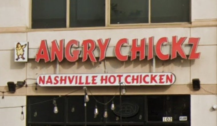 Angry Chickz Opens in Santa Clarita, Heads to Riverside