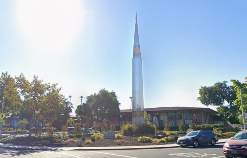 Apple Park Neighbor Showdown: 147 Townhomes vs. Homestead Shopping Center