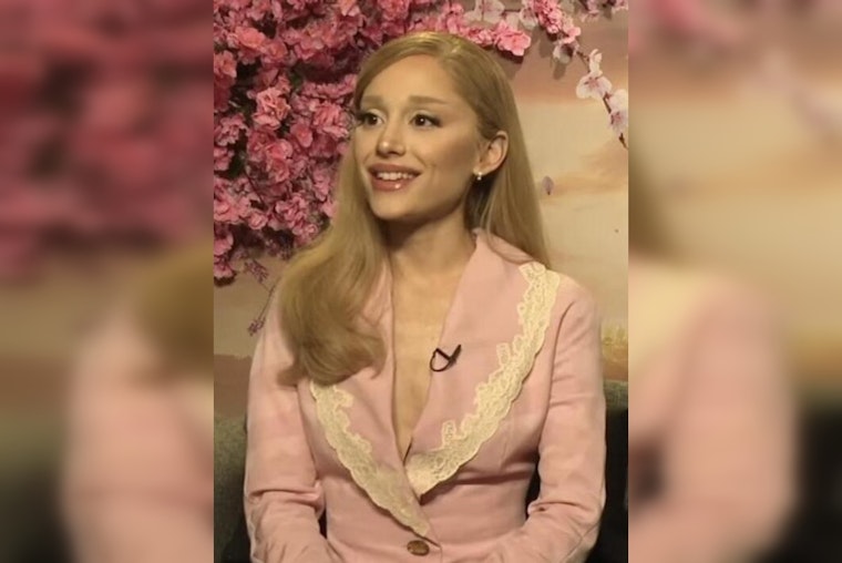 Ariana Grande Brings Downtown Austin Pop-Up Ahead Of Moody Center Shows