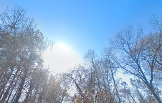 Atlanta Basks In Sun As Code Orange Smog Rolls In Sunday