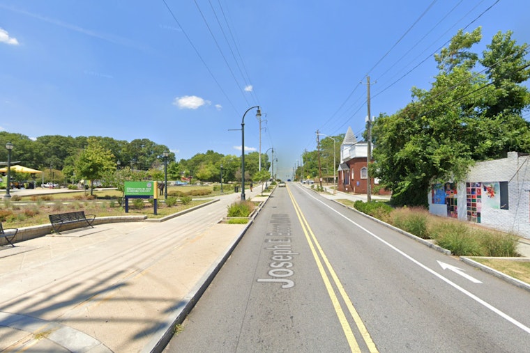 Atlanta Mom’s Car Riddled With Bullets As 4-Year-Old Sits In Backseat Near Rodney Cook Park