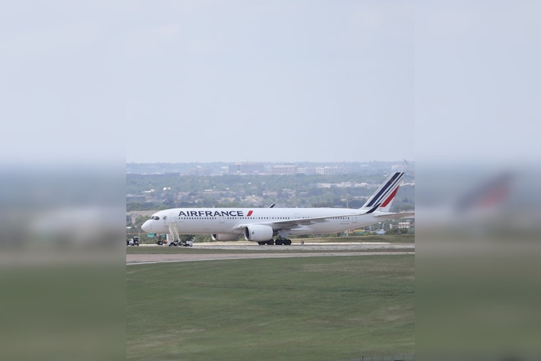 Austin Airport Welcomes DFW Diversions With Bonjour Post