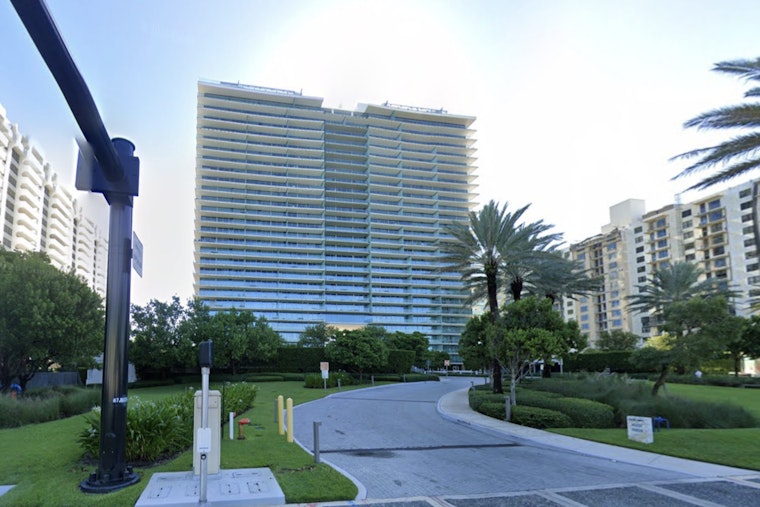Bal Harbour Sky Palace Snags $24 Million Buyer As Luxury Market Yawns
