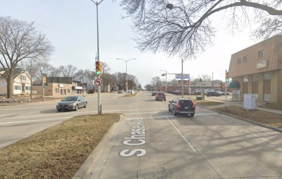 Bank Heist Car Chase Ends In Pole-Smashing Crash At Howell And Chase