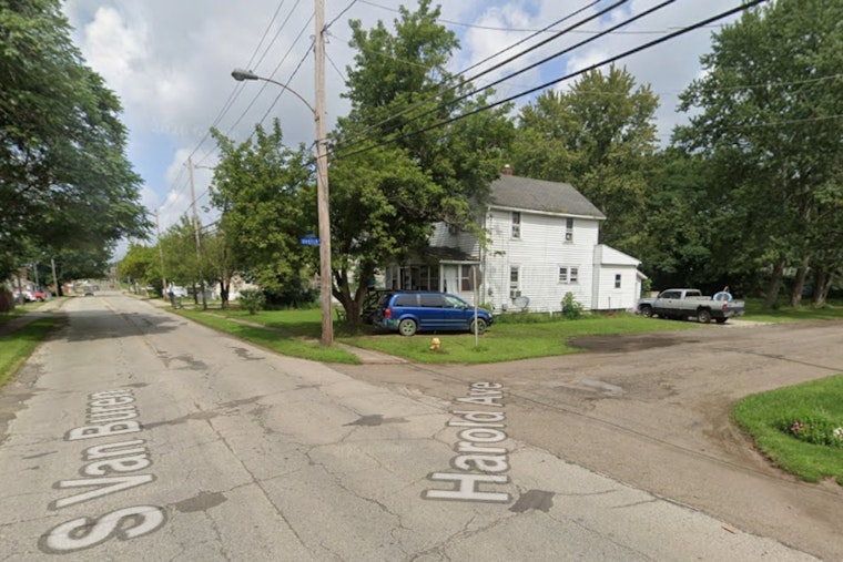 Barberton Utility Pole Smash Leaves Driver Dead, Two Others Hurt