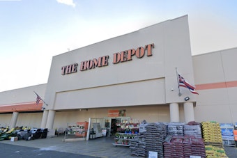 Barcode Bandits Busted As Maui Cops Crash Home Depot Shoplifting Sting