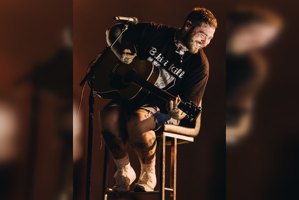 Barefoot Post Malone Sets Uptown Ablaze As Delayed Stadium Tour Finally Starts
