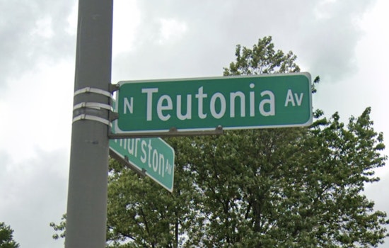 Big Police Swarm Shuts Down Teutonia Block on Milwaukee's North Side